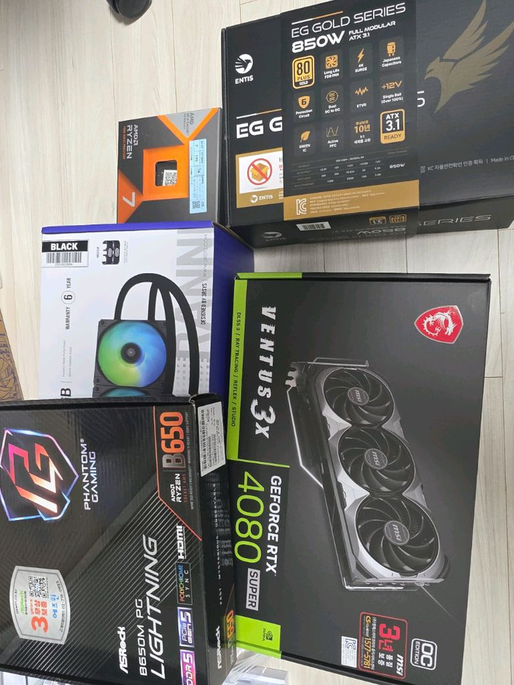 라이젠7 7800x3d rtx4080s 본체 팝니다 이미지
