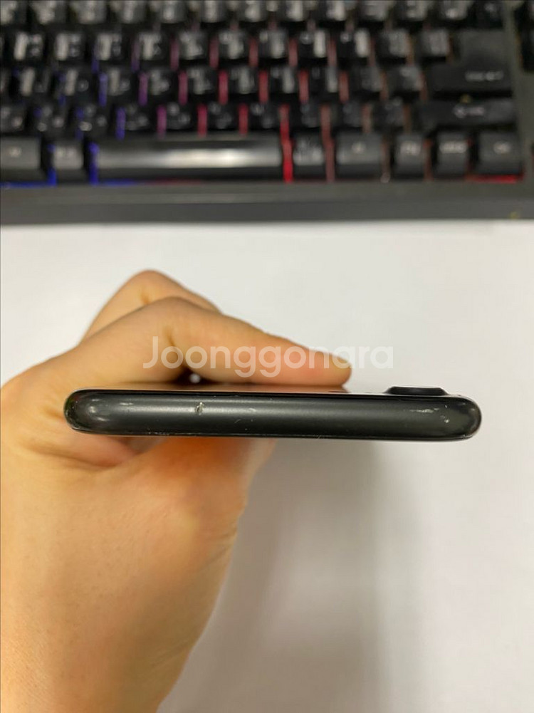 아이폰7 매트블랙 외관깔끔 32GB 무잔상--3