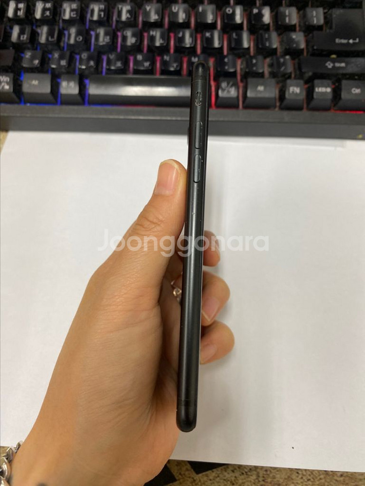 아이폰7 매트블랙 액정SS급 128GB 배터리100%--4