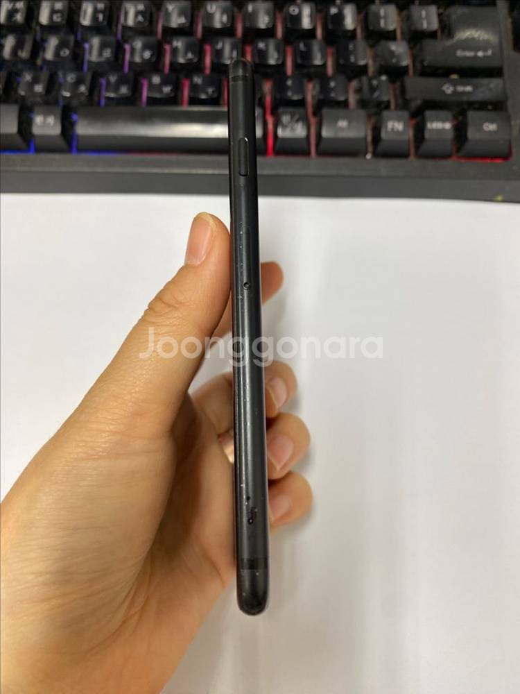아이폰7 매트블랙 액정SS급 32GB 배터리92%--6