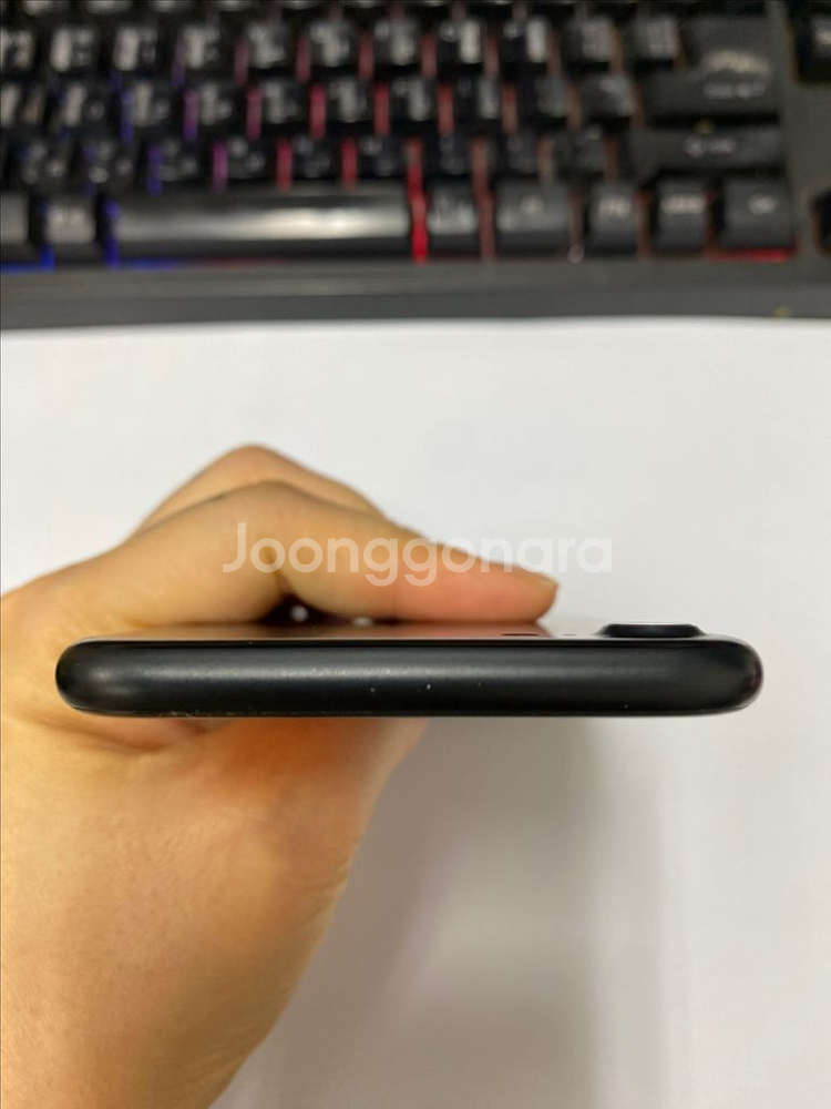 아이폰7 매트블랙 액정SS급 32GB 배터리92%--3