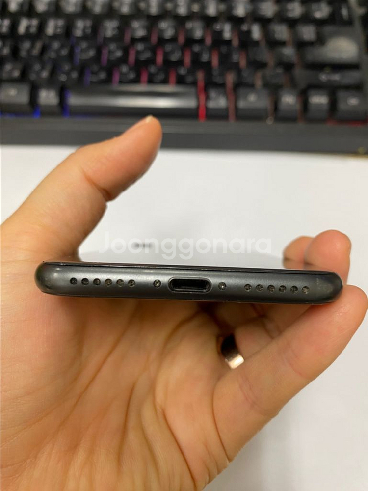 아이폰8 스그 A급 128GB 배터리90% 대량가능--5