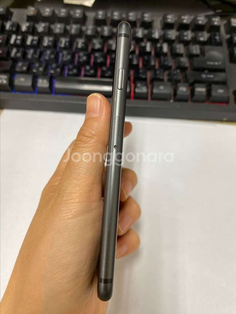 아이폰8 스그 A급 128GB 배터리90% 대량가능--6