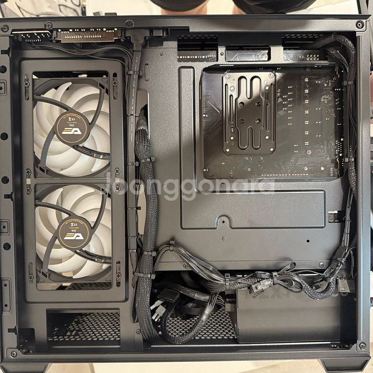 9600X RTX5060 32GB 고사양 어항본체--3