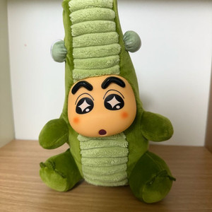 짱구 악어 인형 피규어 판매합니다