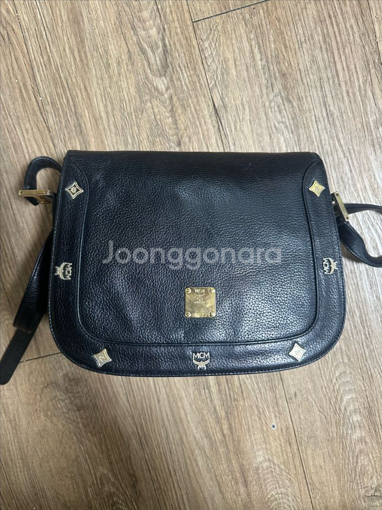 Klassik Crossbody / Messenger--0