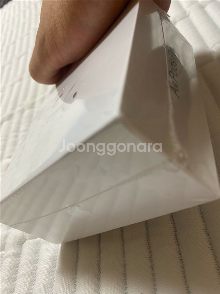 에어팟 프로 2 미개봉 제품--1