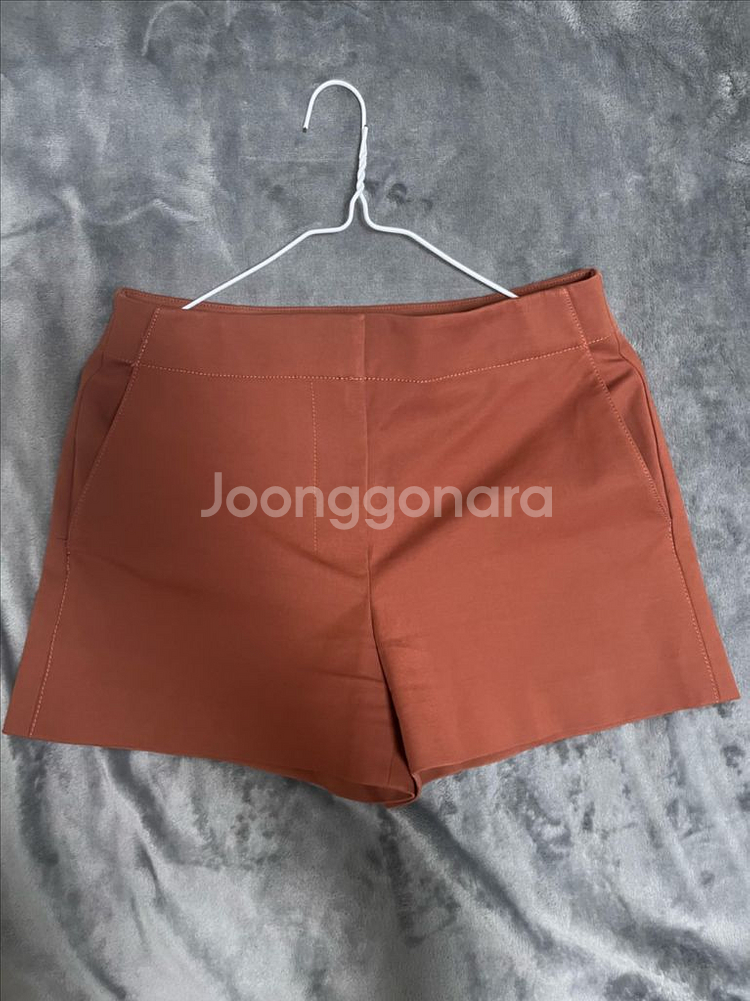 [무료배송] 띠어리 베이직함이 돋보이는 쇼츠--0