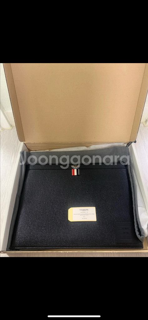 톰브라운 삼선 클러치 블랙 흑장--0