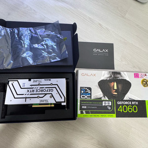 RTX 4060 그래픽카드 화이트 풀박 팝니다 갤럭시