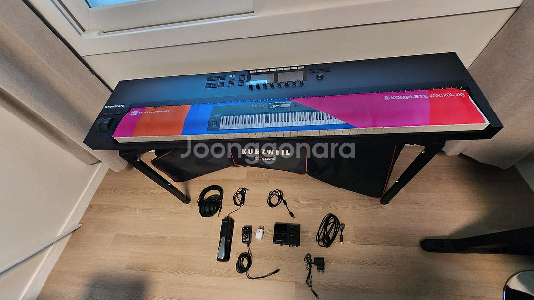 komplete kontrol s88 풀세트--1
