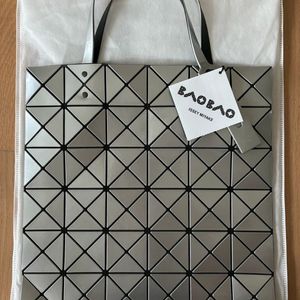 BAOBAO ISSEY MIYAKE 바오바오 루센트
