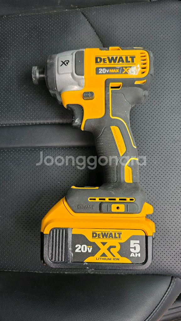 디월트 20V 임팩 DCF887--0