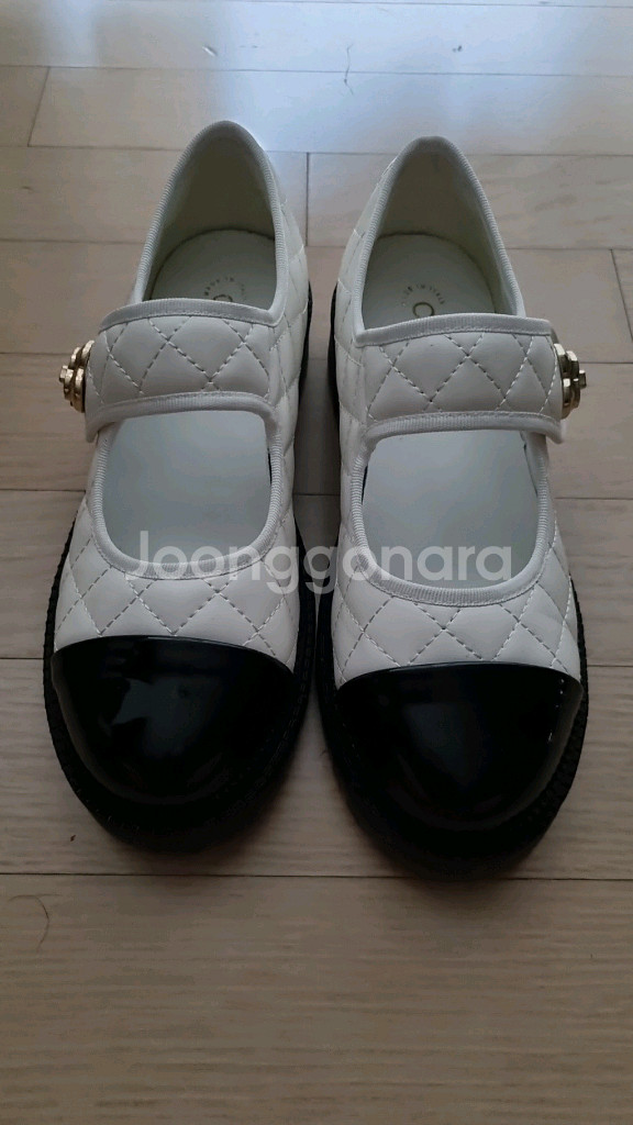 블랙화잇 슈즈230 ㅡ새거--0