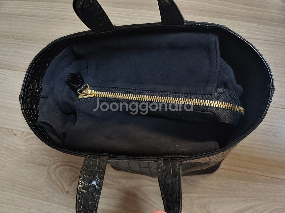 악어무늬 가죽 미니 토트백--3