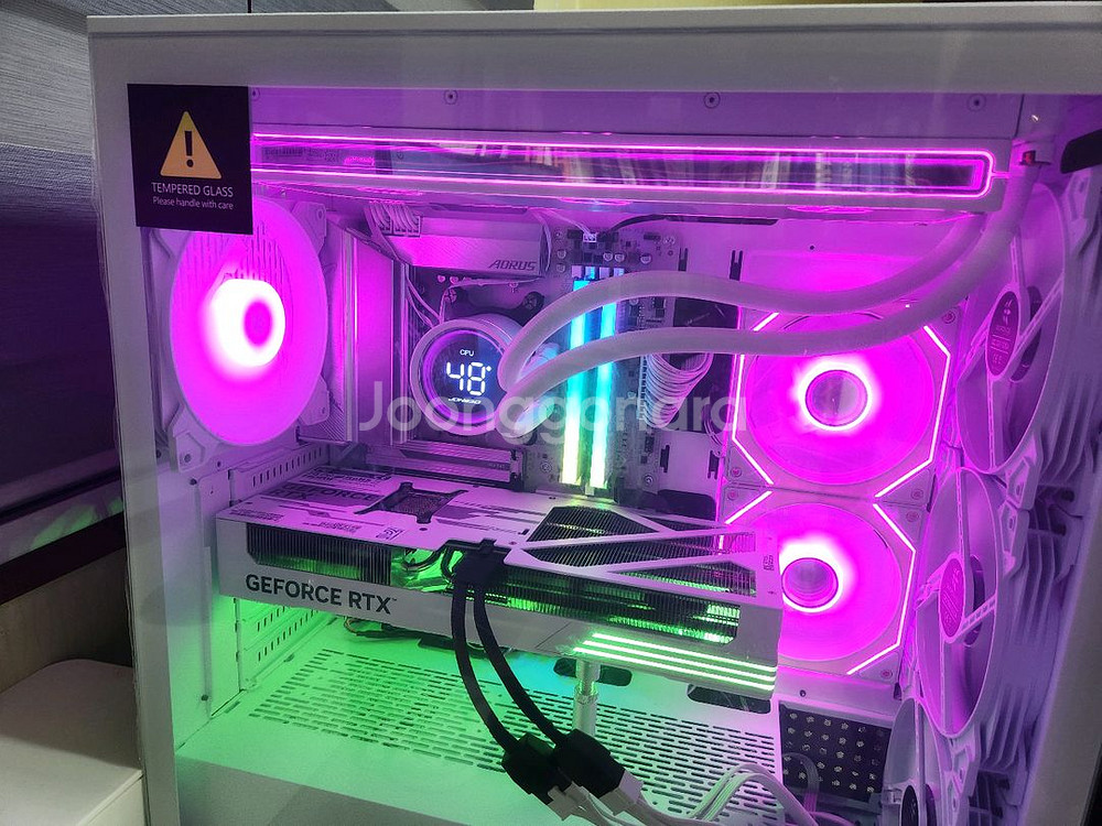 신품급 7800x3d 5070 32g 본체--0