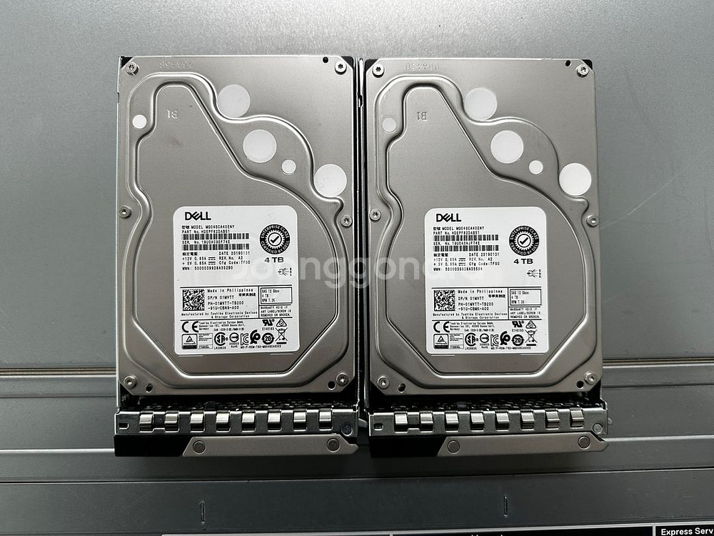 Dell R740 랙 서버 Platinum 8160--4