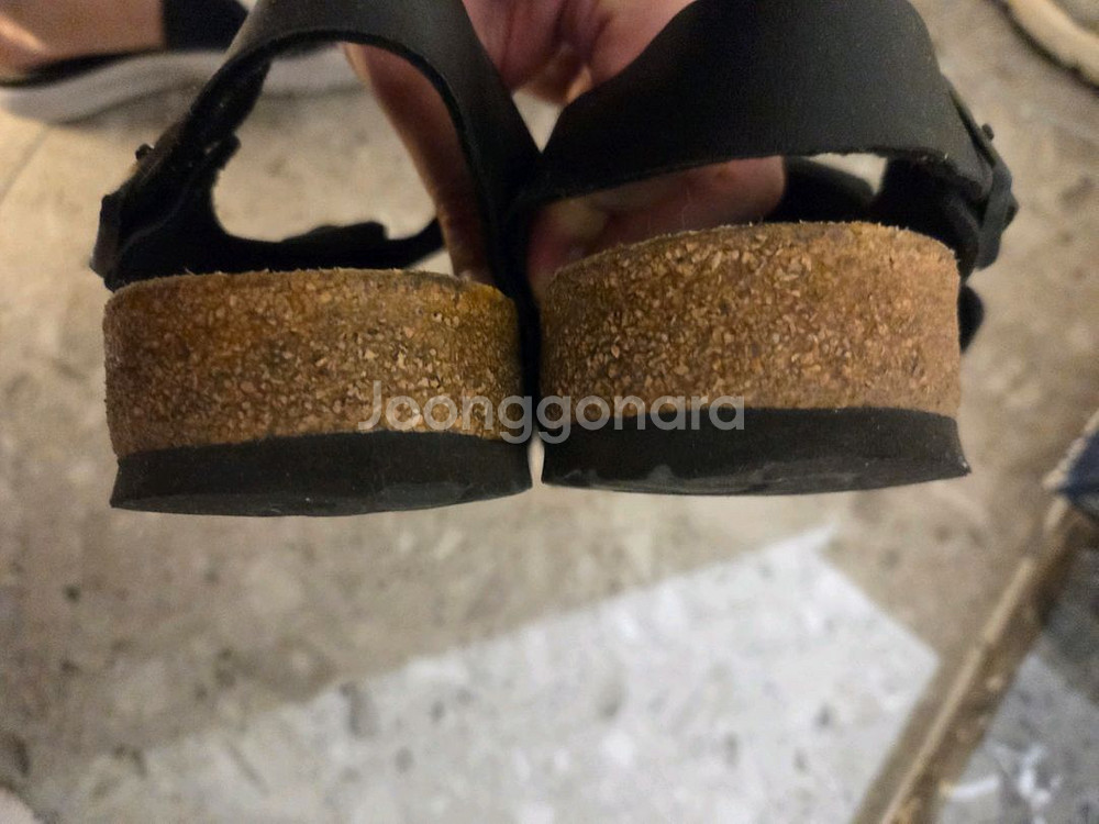 버켄스탁 밀라노 블랙 41 265 팝니다--1