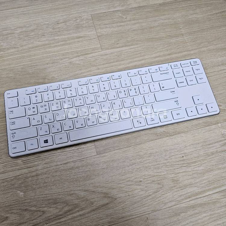 삼성 무선키보드 aa sk8pwuw--0