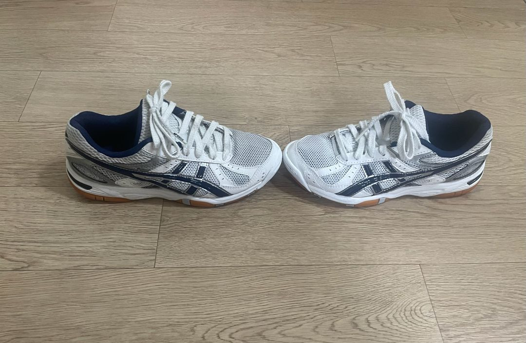 아식스 로테리브레 225size--6