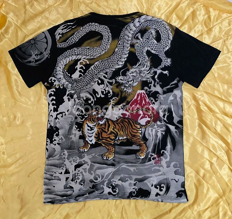 용쟁호투. 자수티셔츠. 2XL (실착용 L-10O)--0