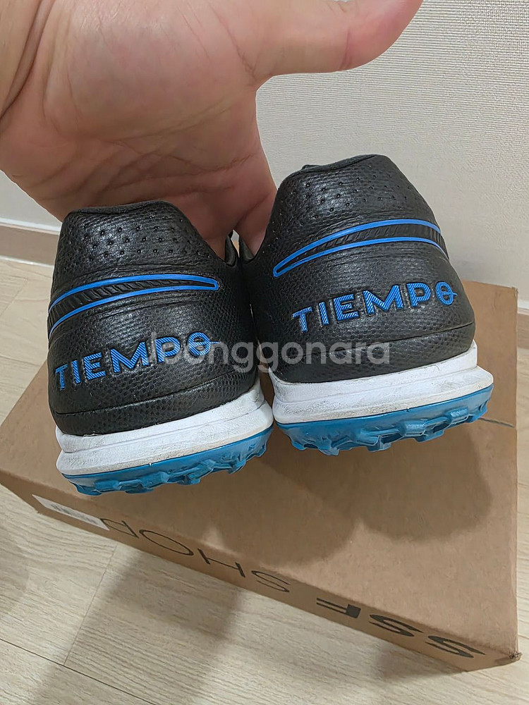 나이키 티엠포 레전드8 TF팝니다!!!--1