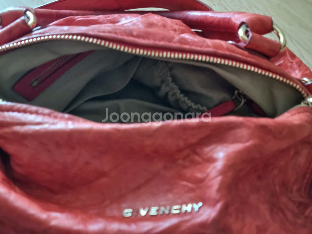 지방시 판도라 숄더백. 정품--6