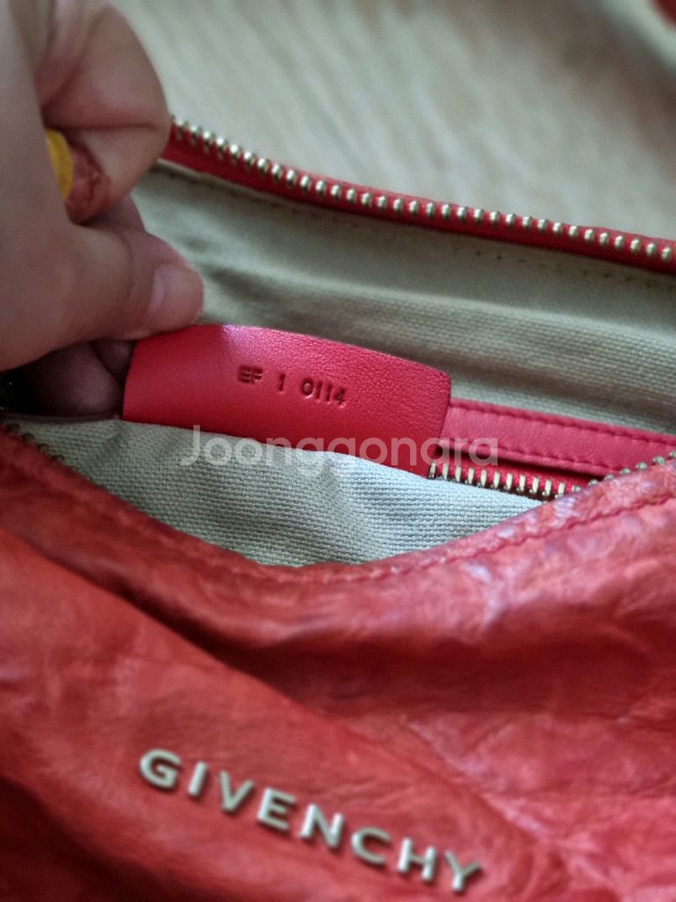 지방시 판도라 숄더백. 정품--5