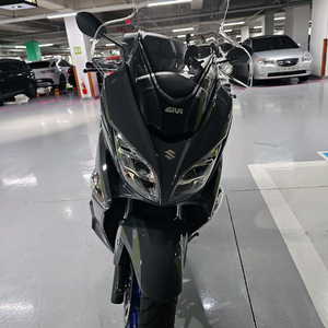 스즈키 버그만 400