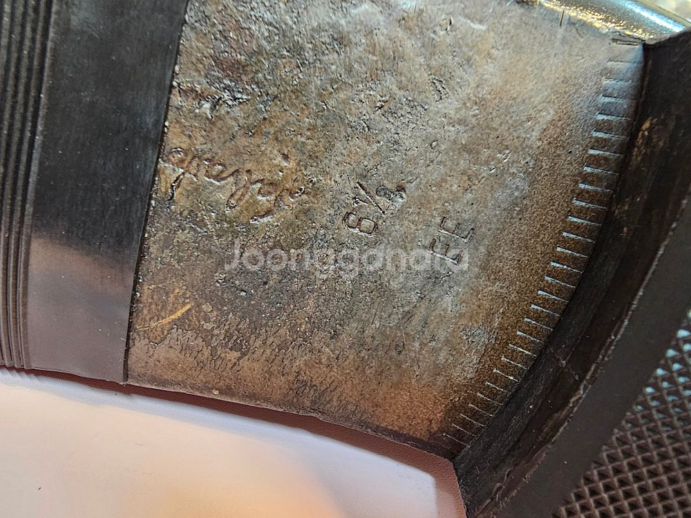 페라가모 남성 로퍼 구두 255--8