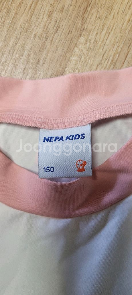 키즈 150 여아 래쉬가드--2