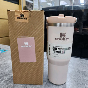 (새상품) 스탠리텀블러 판매합니다 (887ml)