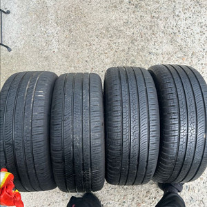235/45R18