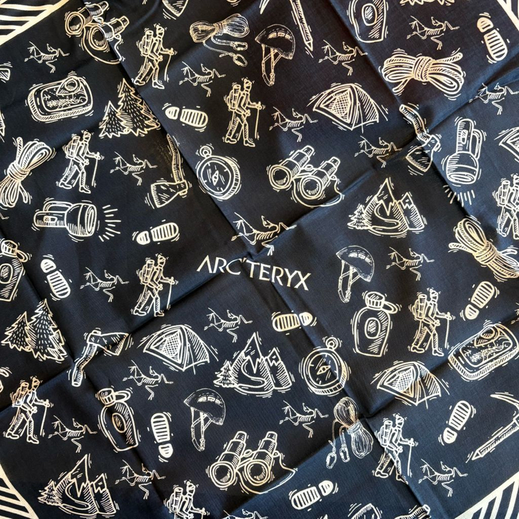 아크테릭스스카프 새상품 이미지