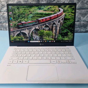 LG gram 14Z90N-VP50ML
