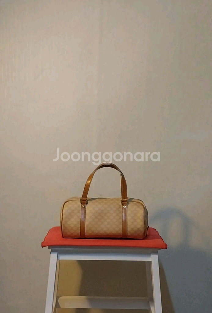 (중고)셀린느 블루종 토트백 팝니다.--0