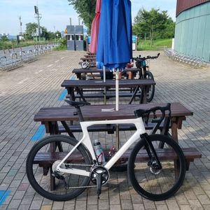 리파인드7울테그라di2 L사이즈팝니다.
