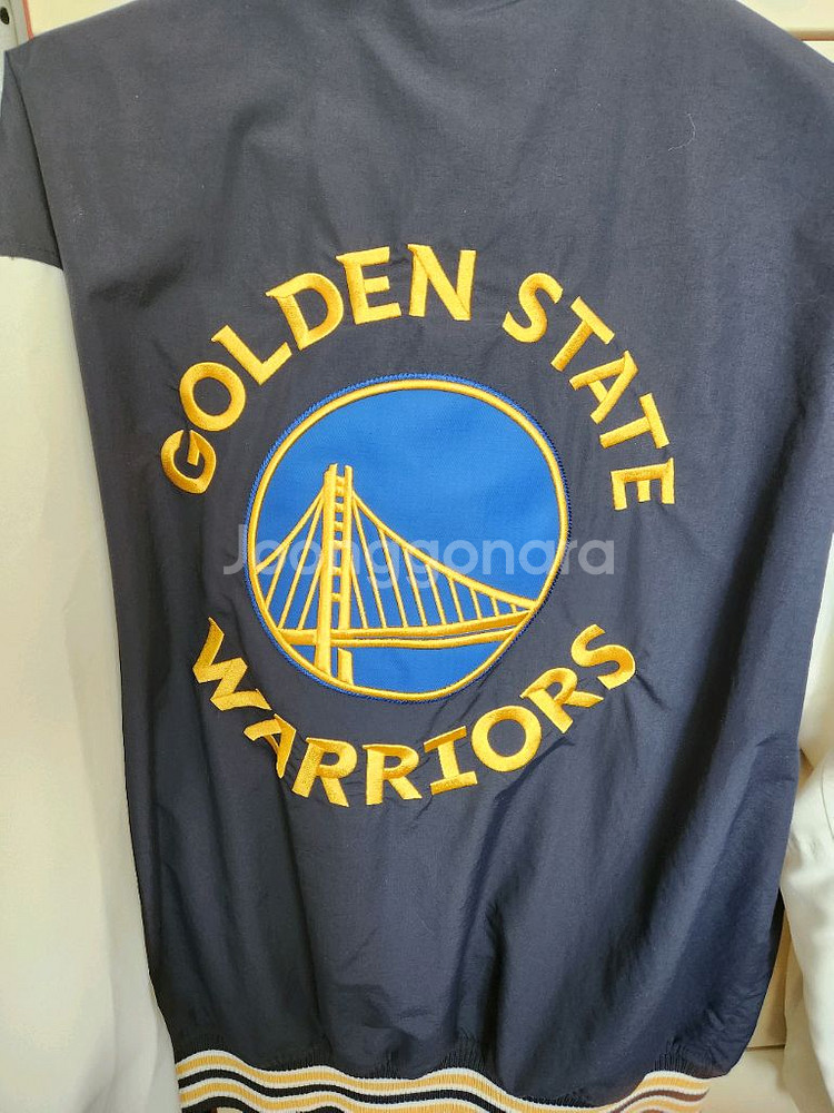 NBA GSW 어센틱 바시티 점퍼--1