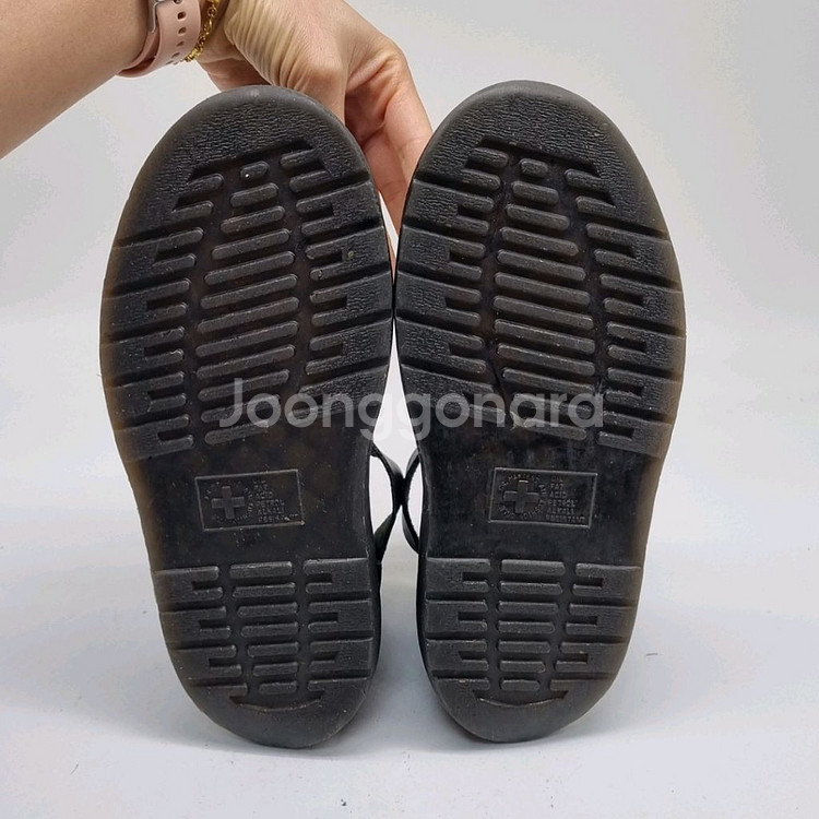 닥터마틴 클라리사 샌들39 250--2