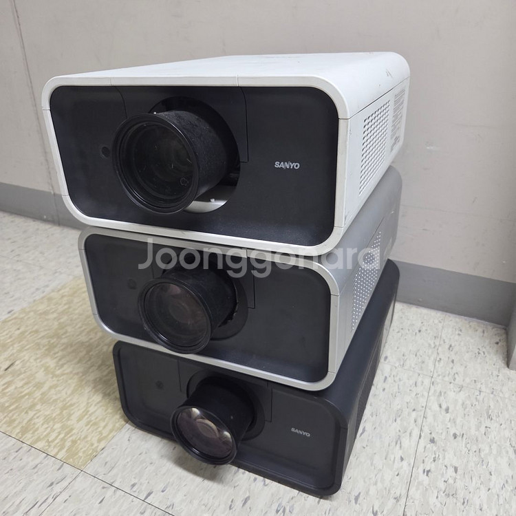 (신품성능) 산요 7000안시급 빔프로젝터--1