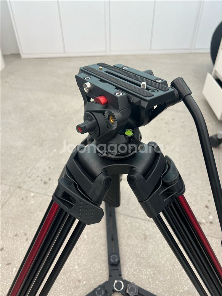밀리부(milliboo) MTT605a 영상용 삼각대--1