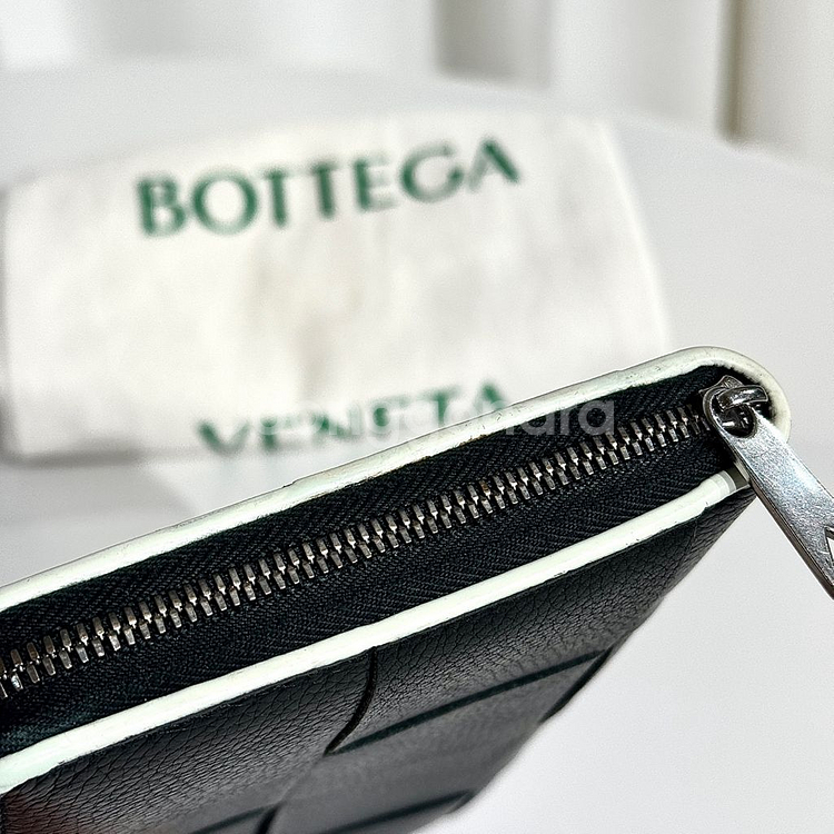 보테가 베네타 신형 인트레치아토 투톤 지퍼돌이 장지갑--3