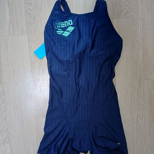 새상품) 아레나 여성 수영복 90-95