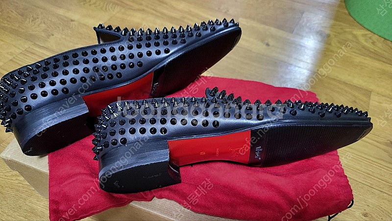 루부탱 Dandelion Spikes 단딜리온 스파이크--1