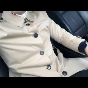 버버리 트렌치코트