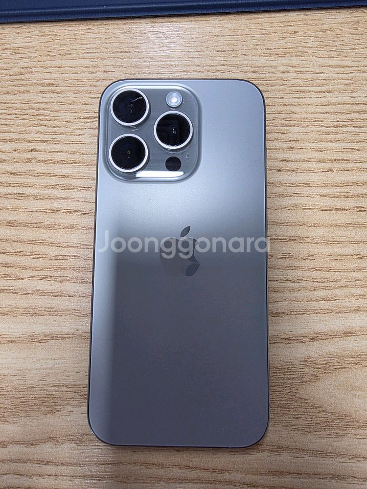 아이폰 15pro 128GB(최상급 풀박 충전기포함)--8