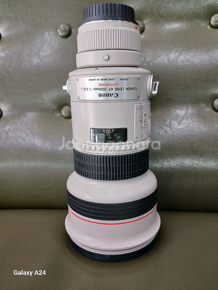 캐논 300mm f 2.8L 렌즈 팝니다--0