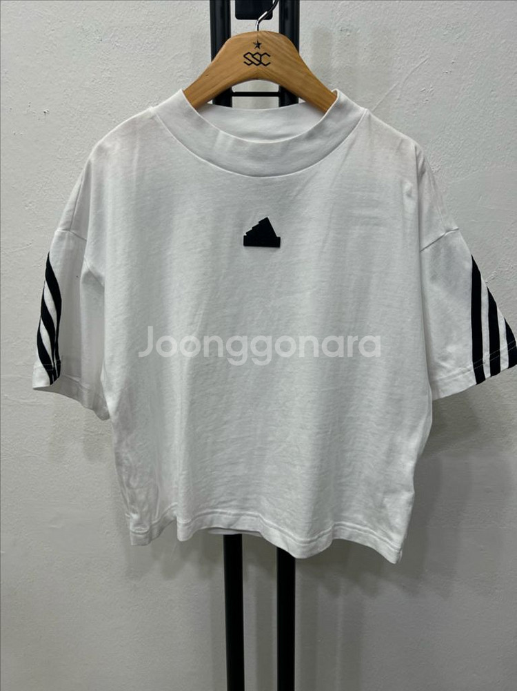 정품) 아디다스 여성 백삼선 크롭 반팔티 S--0
