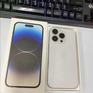 아이폰14프로 화이트 S급 256G 배터리100% 풀박