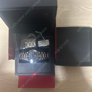 오리스 애커스 43mm 블랙